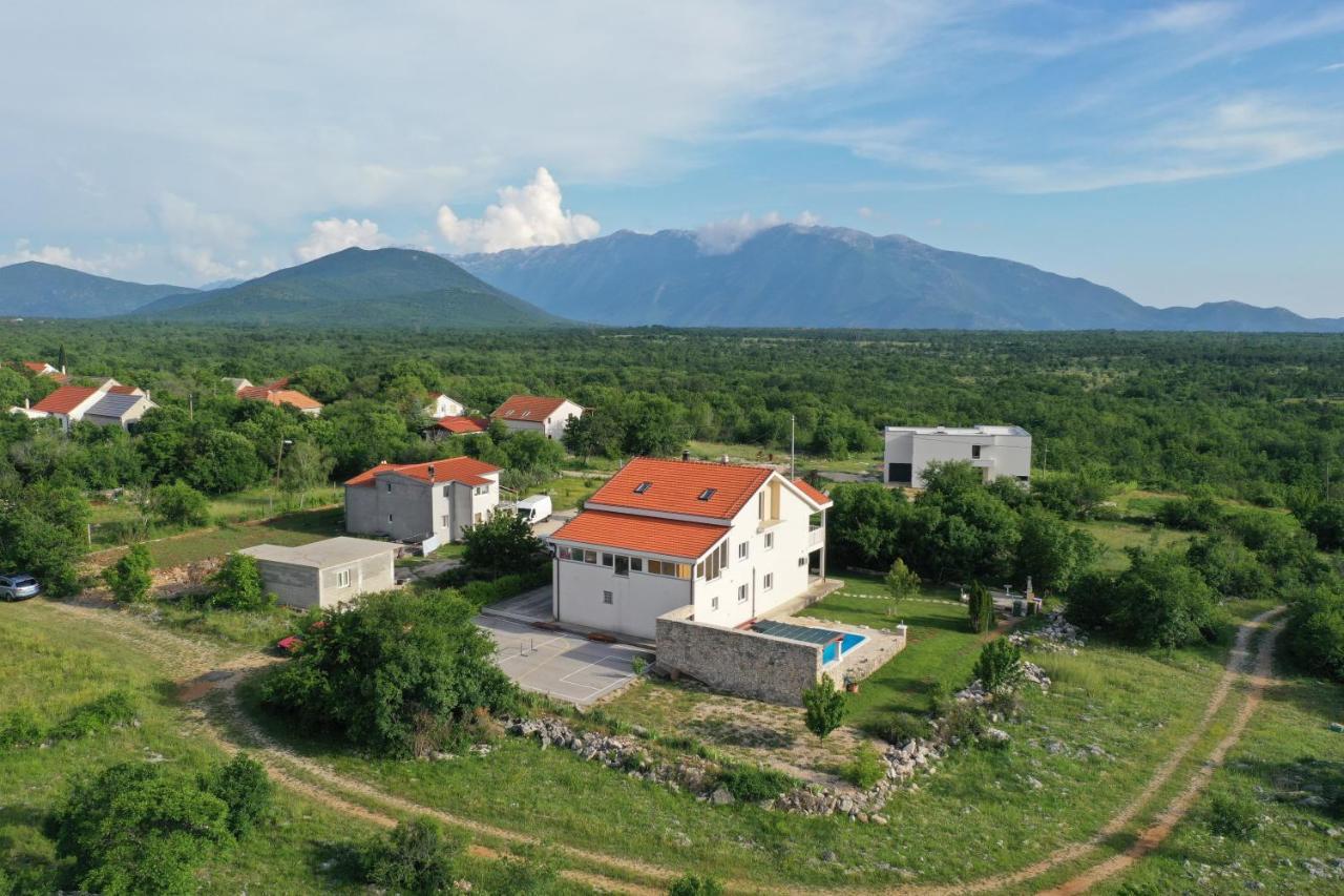 Villa Ivy With Perfect Privacy, Pool, Sauna And Jacuzzi Opanci Bagian luar foto